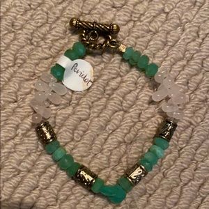 Rose quartz and peridot beaded bracelet